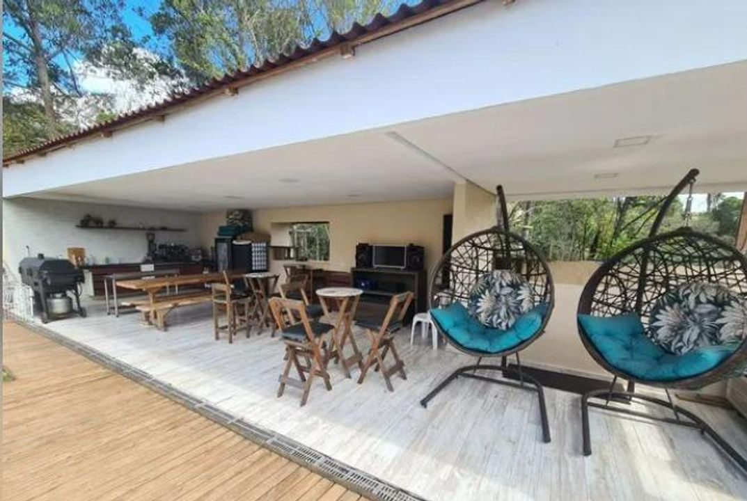 Casa de Condomínio à venda com 4 quartos, 375m² - Foto 4