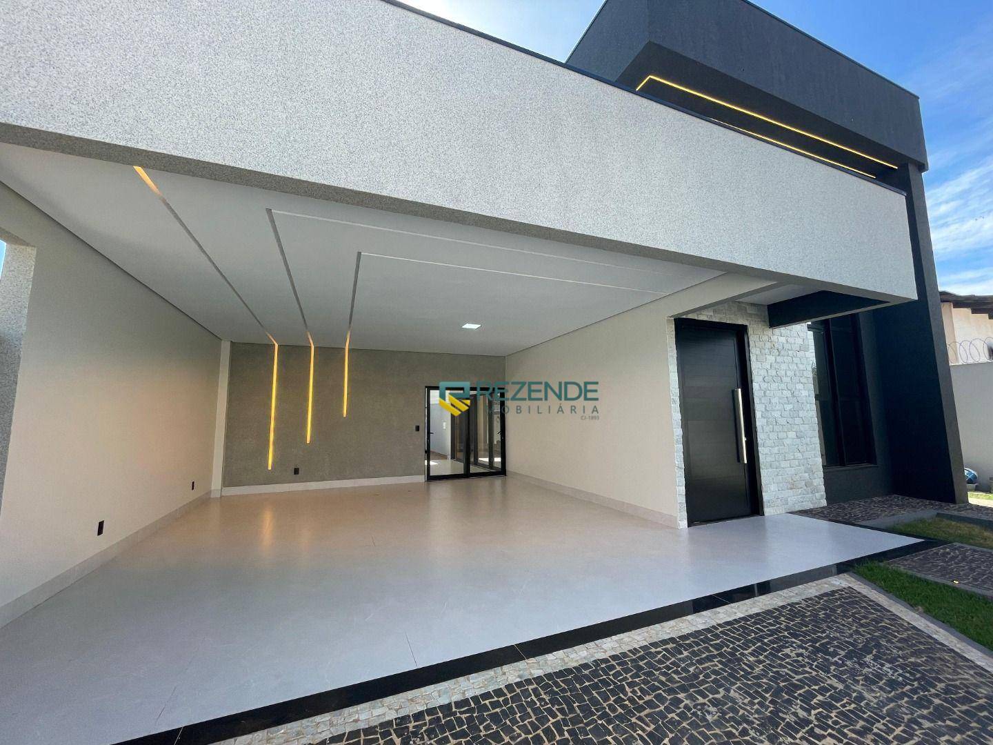 Casa, 3 quartos, 235 m² - Foto 2