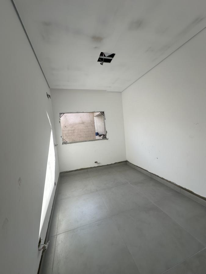 Casa à venda com 3 quartos, 225m² - Foto 7