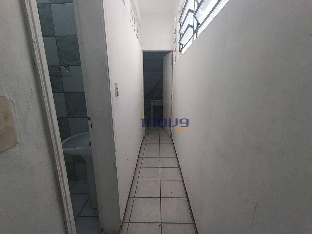 Casa à venda com 4 quartos, 203M2 - Foto 30
