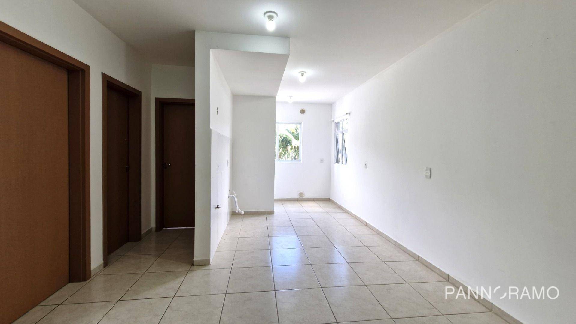 Apartamento para alugar com 2 quartos, 57m² - Foto 2