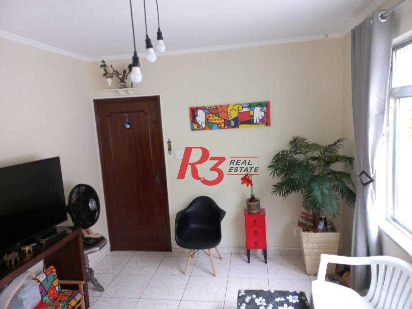 Apartamento à venda com 2 quartos, 65m² - Foto 2