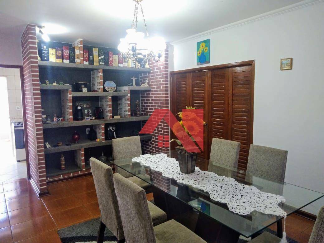 Casa à venda com 3 quartos, 138m² - Foto 13