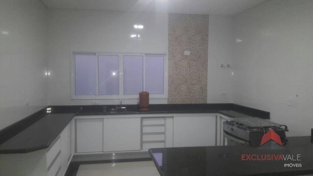 Casa de Condomínio à venda com 3 quartos, 400m² - Foto 8