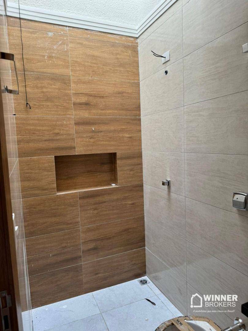 Casa à venda com 2 quartos, 65m² - Foto 4