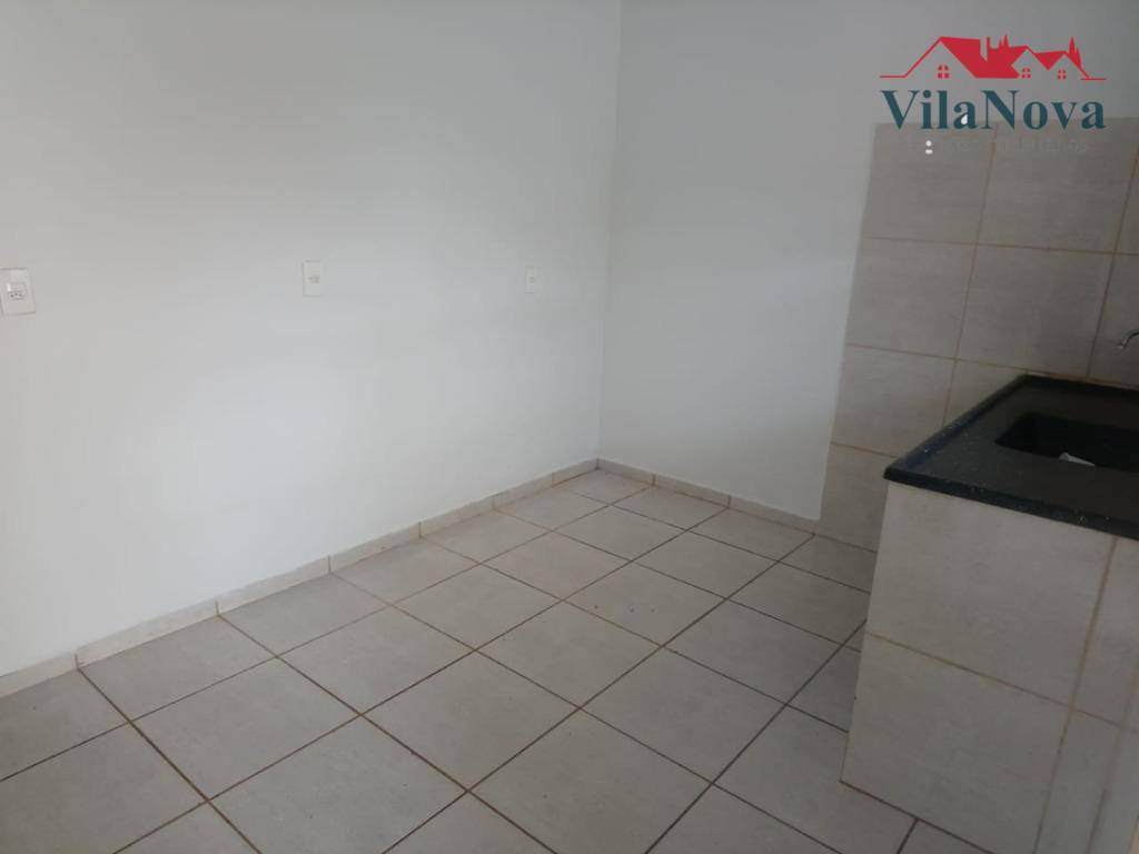 Casa à venda com 2 quartos, 70m² - Foto 7