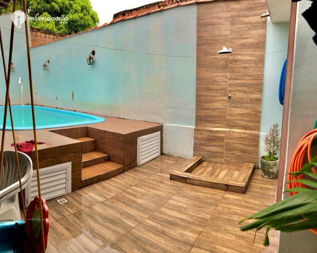 Casa à venda com 3 quartos, 120m² - Foto 2