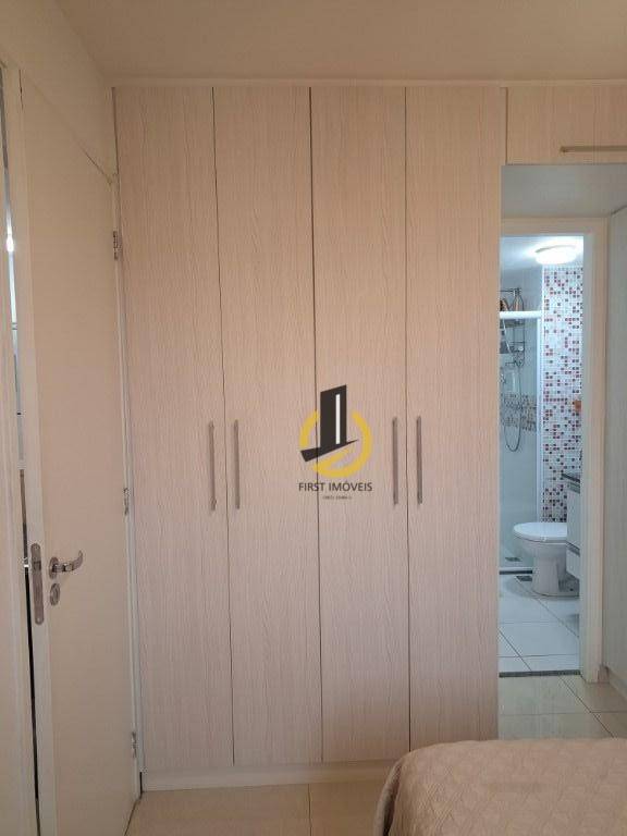 Apartamento à venda com 1 quarto, 38m² - Foto 11