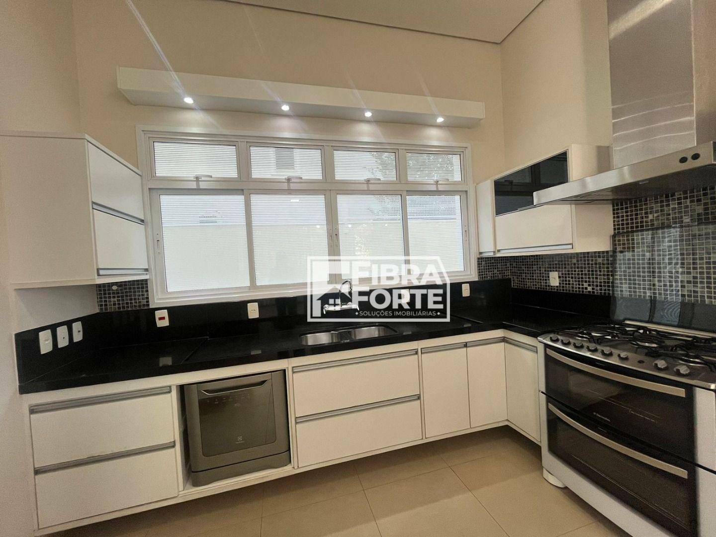 Casa de Condomínio para alugar com 3 quartos, 267m² - Foto 10