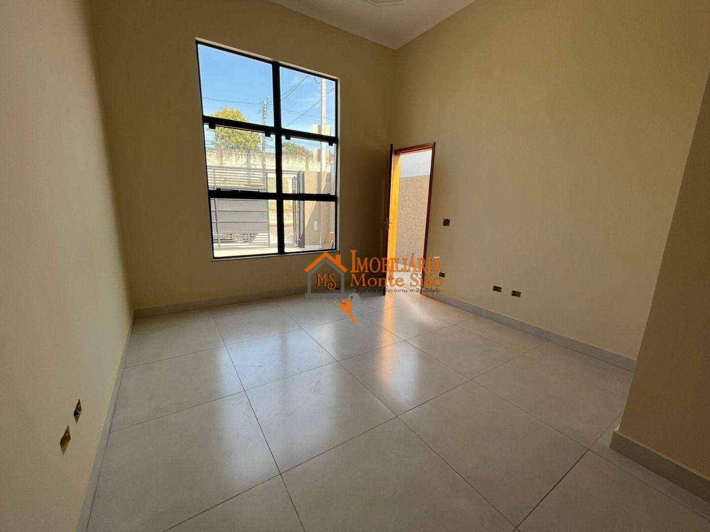 Casa à venda com 3 quartos, 90m² - Foto 3