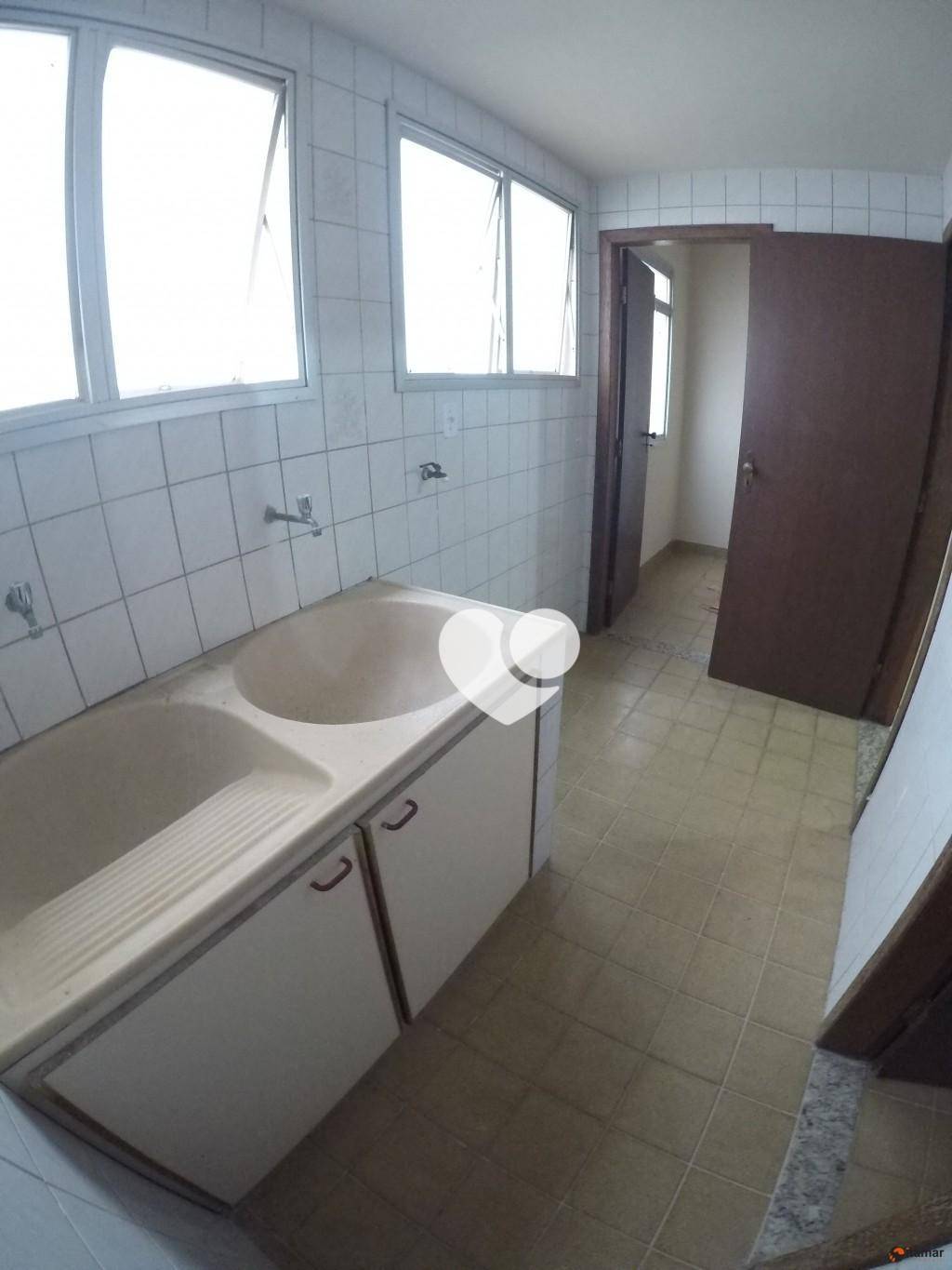 Apartamento à venda com 3 quartos, 99m² - Foto 18