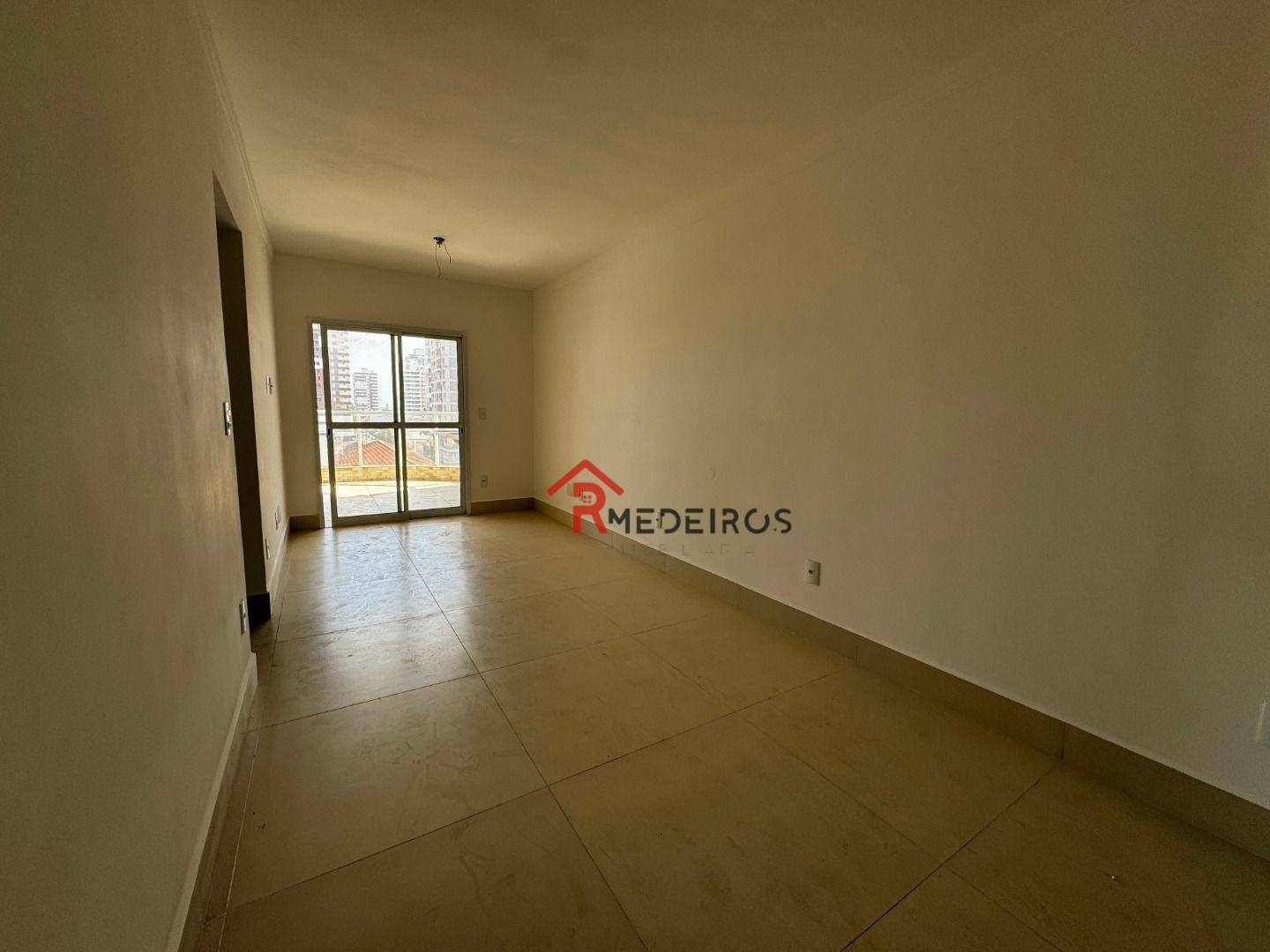 Apartamento à venda com 2 quartos, 95m² - Foto 2