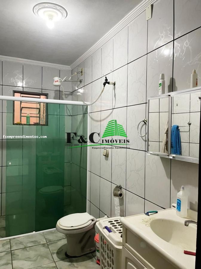 Casa à venda com 4 quartos, 250m² - Foto 14