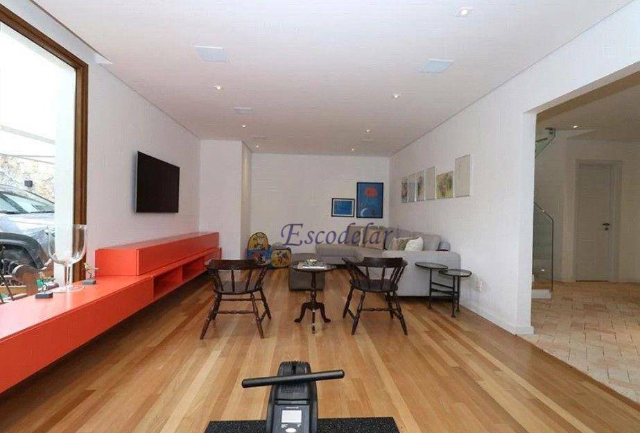 Sobrado à venda com 3 quartos, 450m² - Foto 18