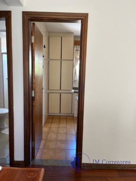 Apartamento à venda com 3 quartos, 110m² - Foto 7