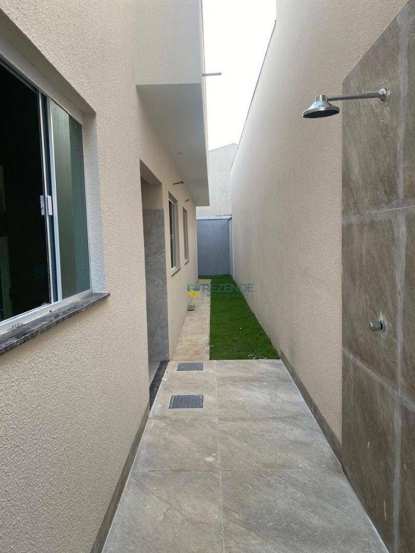 Casa à venda com 3 quartos, 100m² - Foto 13