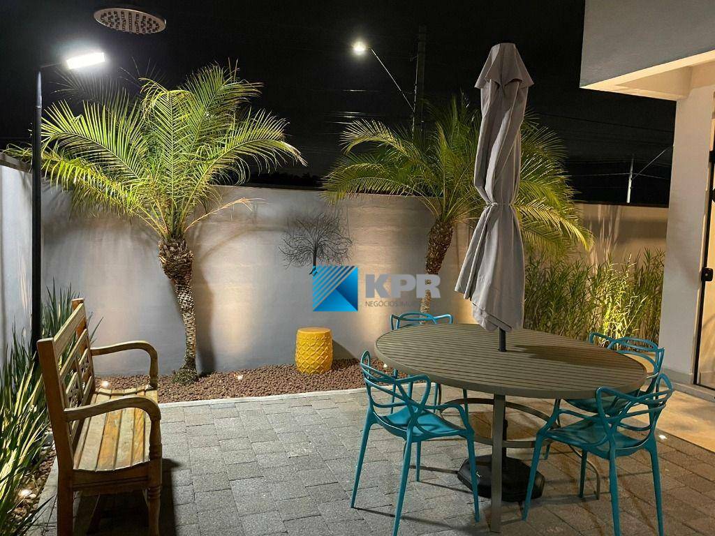 Casa de Condomínio à venda com 4 quartos, 260m² - Foto 8