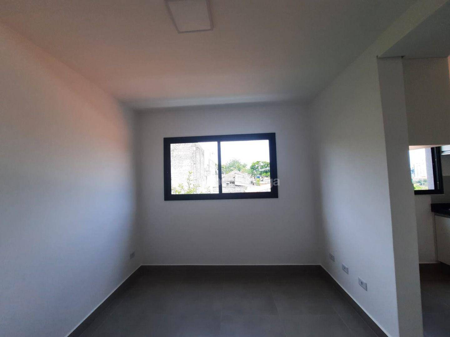 Apartamento para alugar com 2 quartos, 50m² - Foto 10