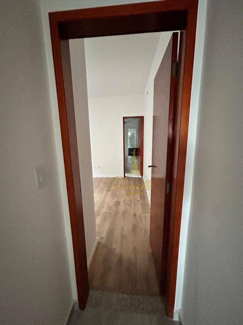 Casa à venda com 2 quartos, 65m² - Foto 8