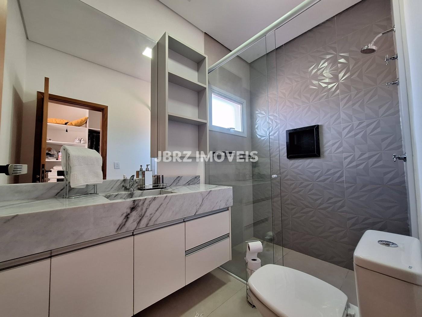 Casa à venda com 4 quartos, 305m² - Foto 30