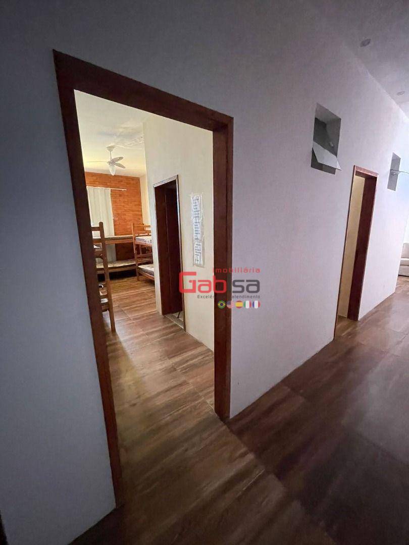 Casa à venda com 4 quartos, 160m² - Foto 11