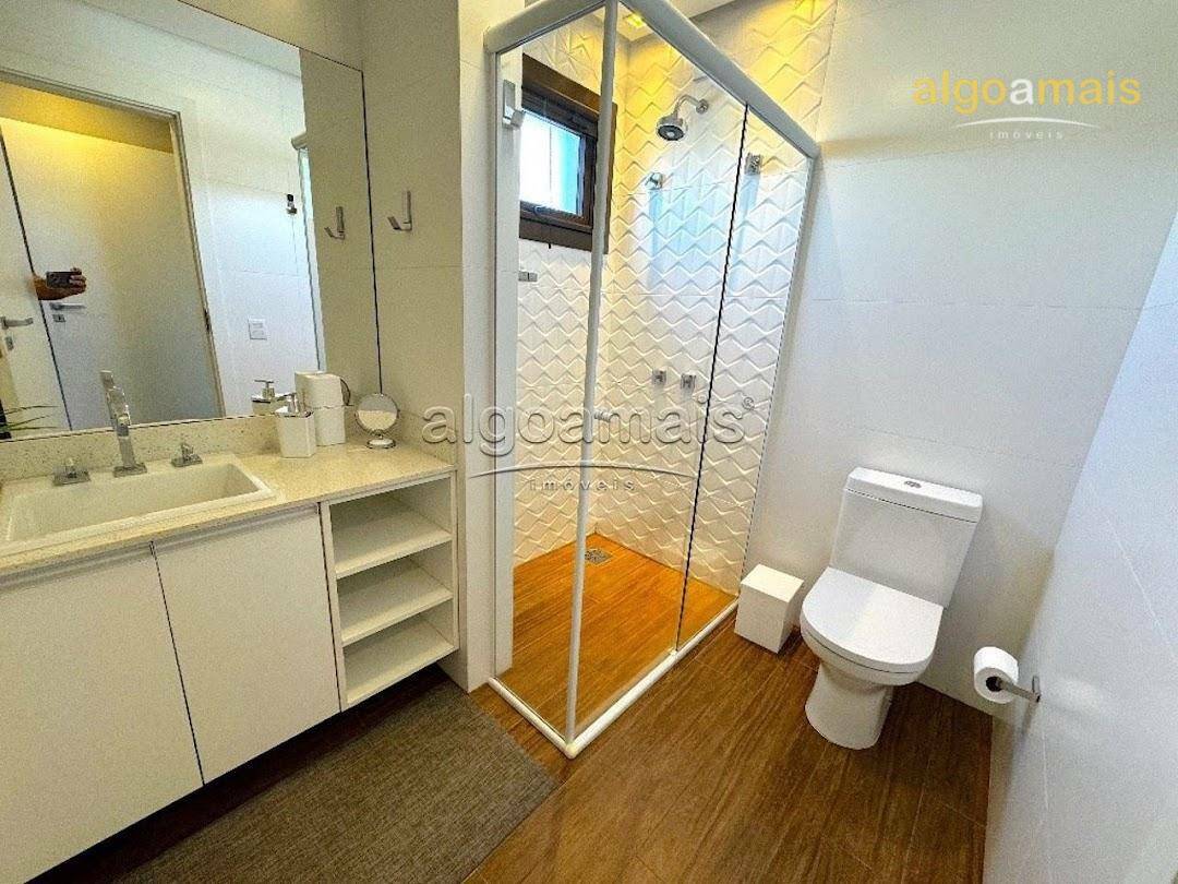 Casa de Condomínio à venda com 5 quartos, 290m² - Foto 22