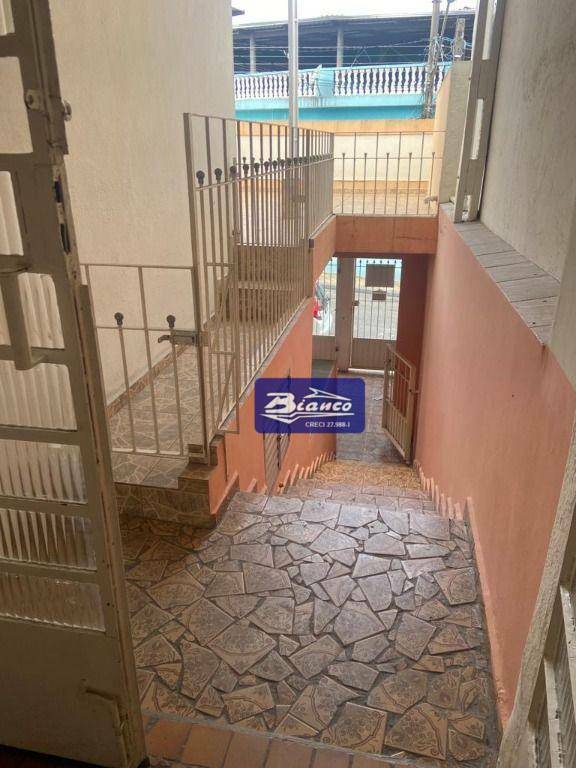 Sobrado à venda com 3 quartos, 168m² - Foto 5