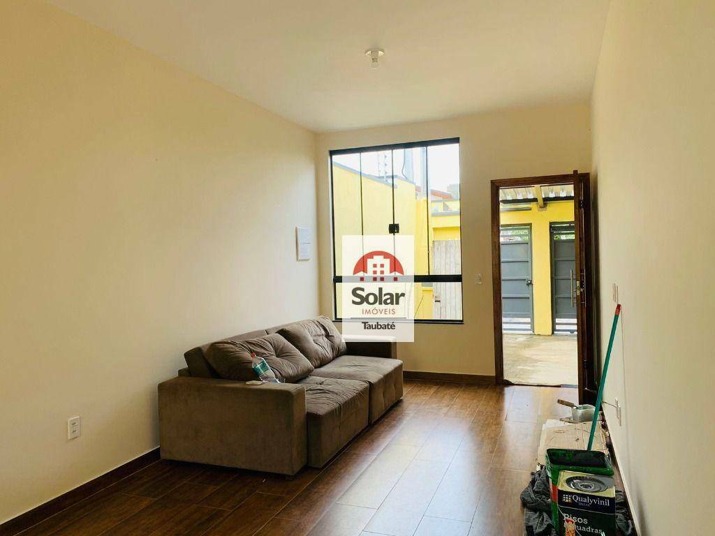 Casa à venda com 2 quartos, 98m² - Foto 1