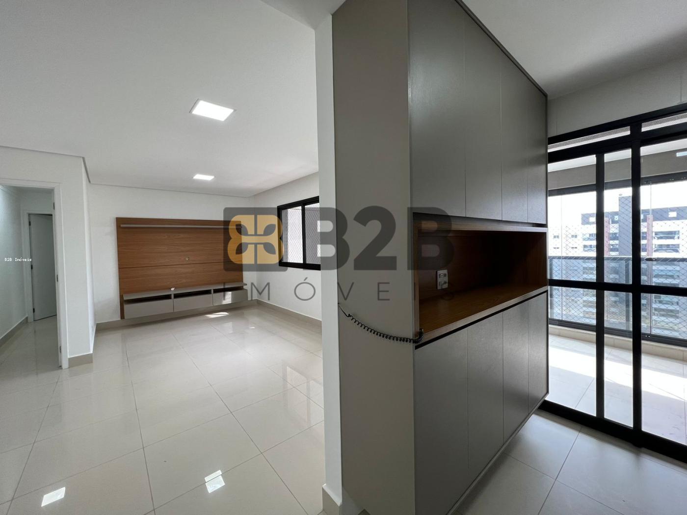 Apartamento à venda com 3 quartos, 107m² - Foto 6