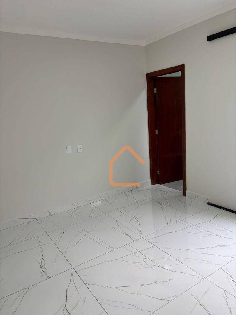 Casa, 3 quartos, 66 m² - Foto 4