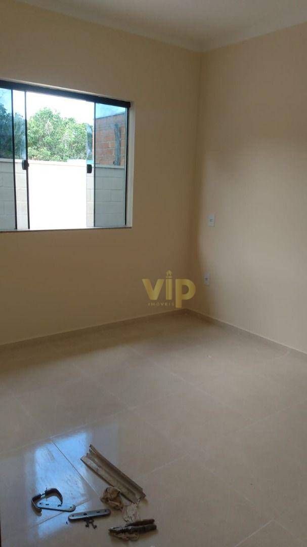 Casa à venda com 2 quartos, 78m² - Foto 2