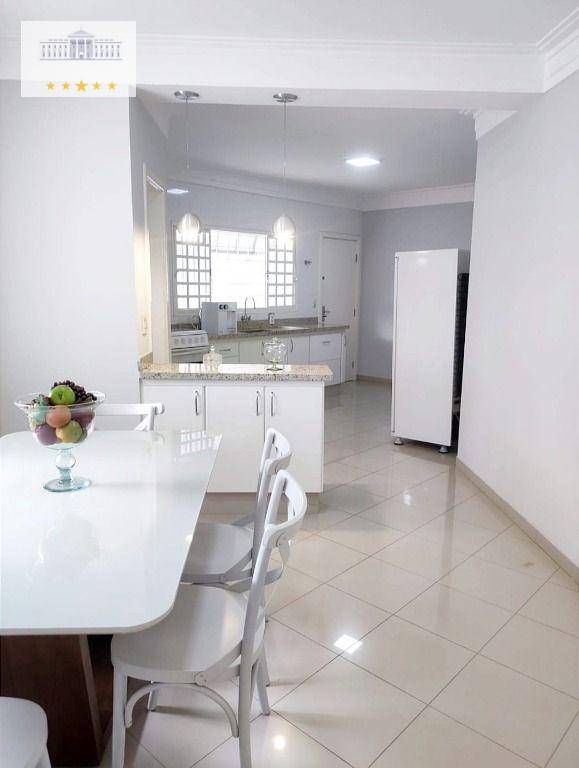 Casa à venda com 3 quartos, 280m² - Foto 12