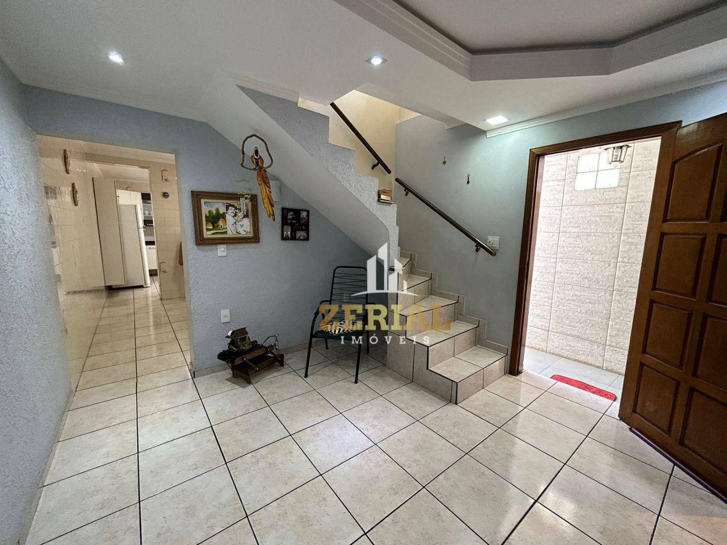 Sobrado à venda com 4 quartos, 210m² - Foto 3