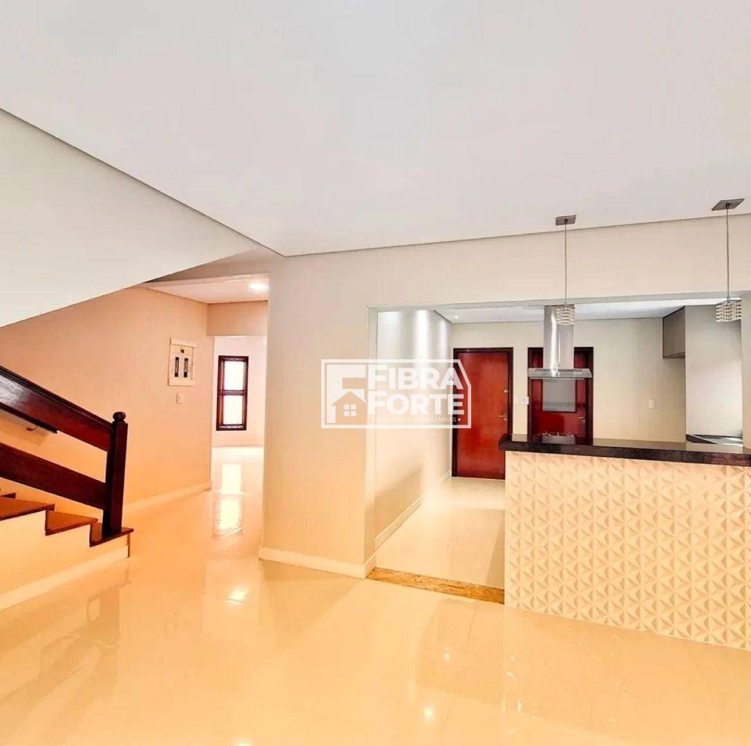 Casa à venda com 3 quartos, 283m² - Foto 3