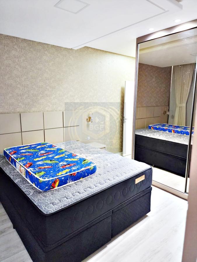 Apartamento para alugar com 3 quartos, 140m² - Foto 8