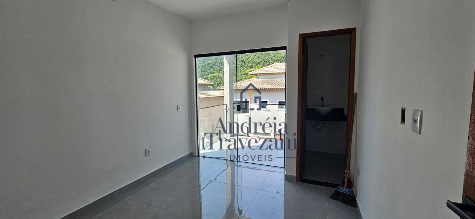 Casa à venda com 2 quartos, 82m² - Foto 12