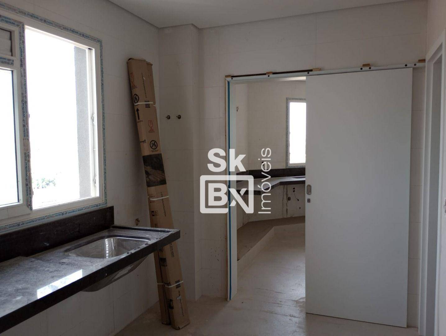 Apartamento à venda com 3 quartos, 186m² - Foto 8