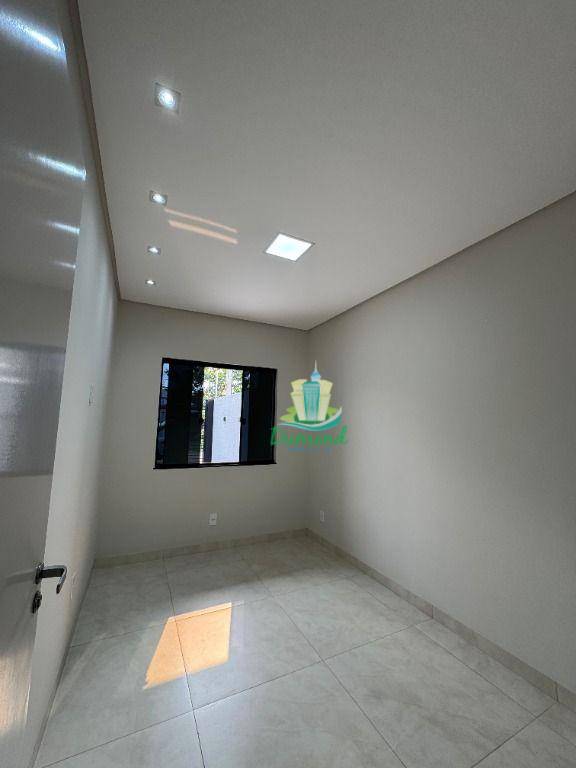 Casa à venda com 2 quartos, 60m² - Foto 4