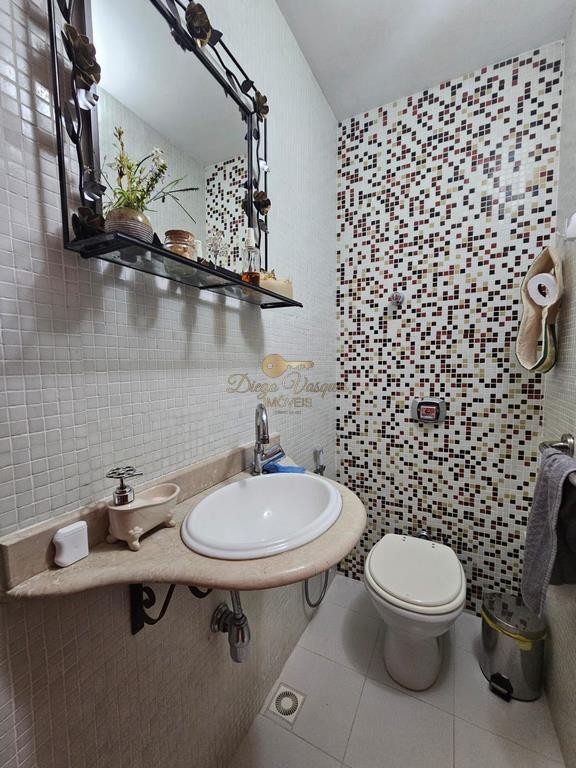 Casa à venda com 4 quartos, 200m² - Foto 18