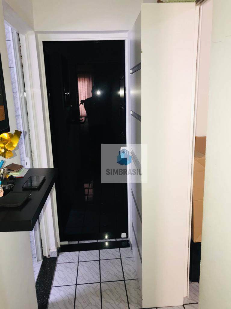 Apartamento à venda com 2 quartos, 80m² - Foto 18