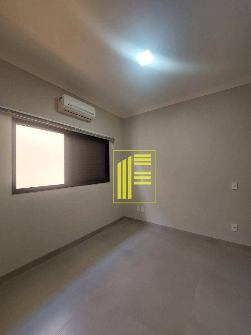 Casa de Condomínio para alugar com 3 quartos, 210m² - Foto 22
