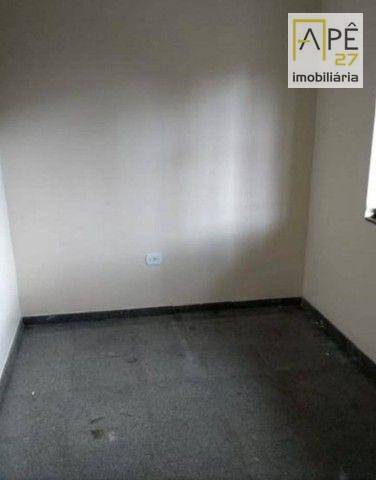 Casa para alugar com 3 quartos, 200m² - Foto 9