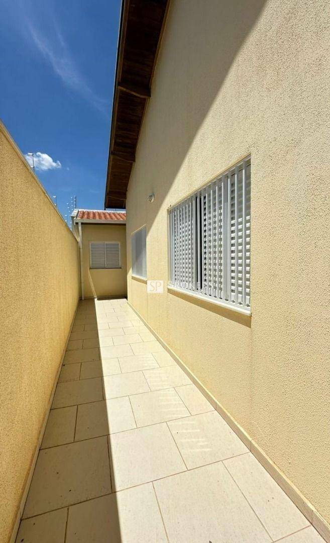 Casa à venda com 3 quartos, 164m² - Foto 9