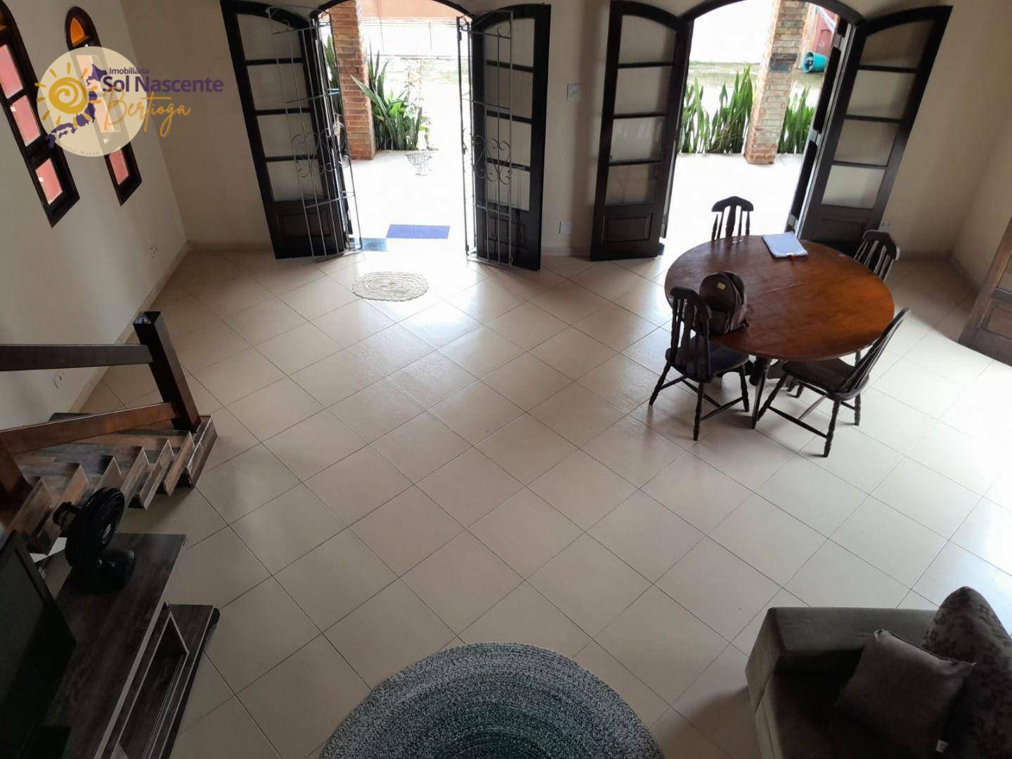 Casa à venda com 3 quartos, 187m² - Foto 6