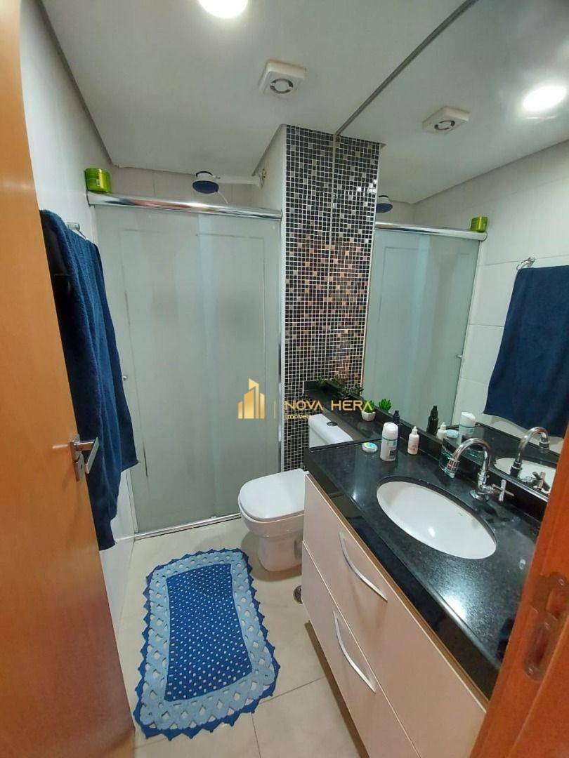 Apartamento à venda com 2 quartos, 75m² - Foto 20