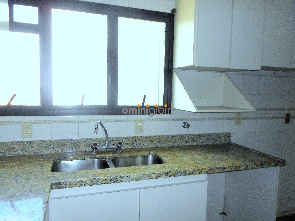 Apartamento à venda com 3 quartos, 147m² - Foto 10