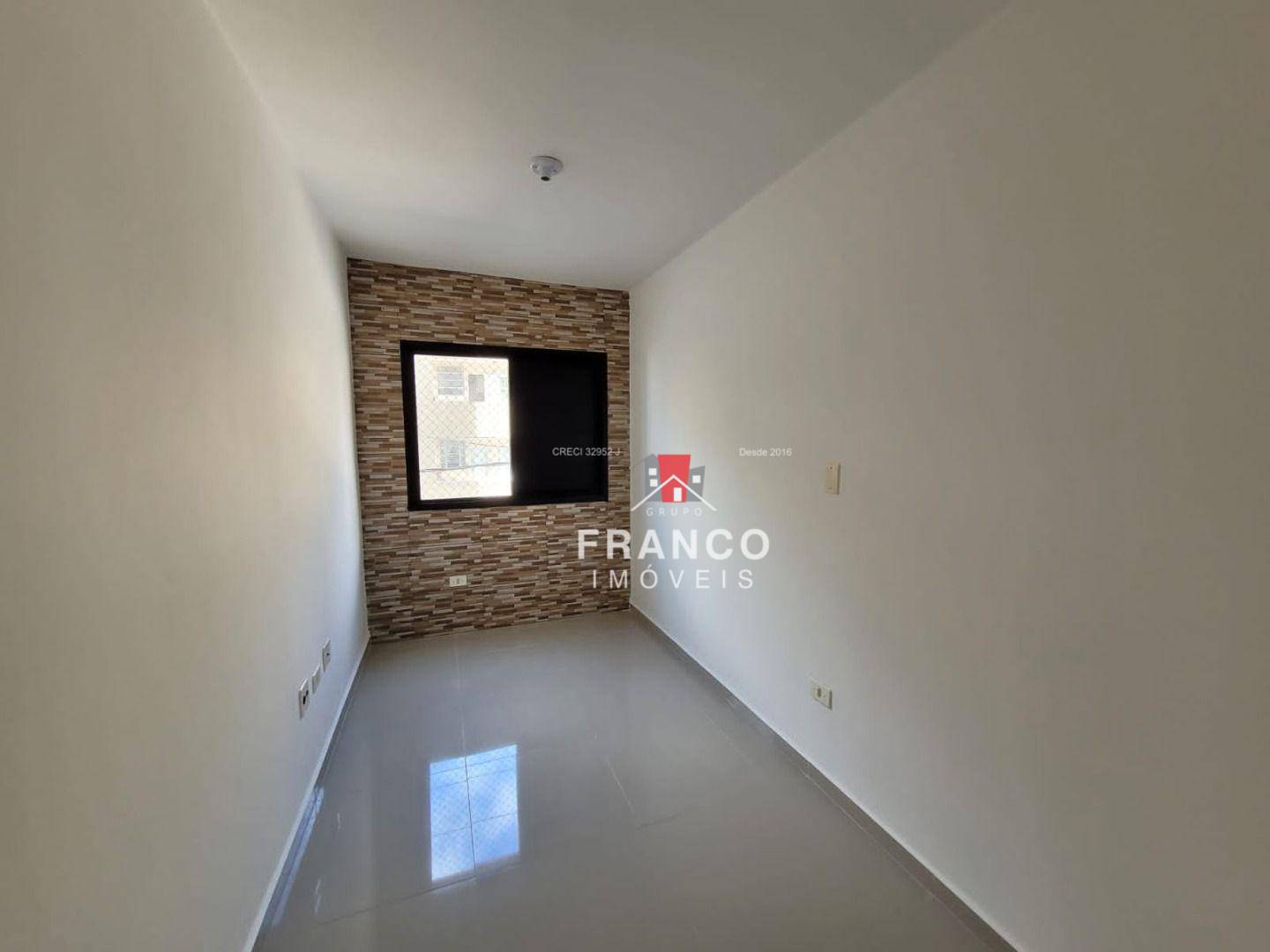 Apartamento à venda com 3 quartos, 103m² - Foto 12