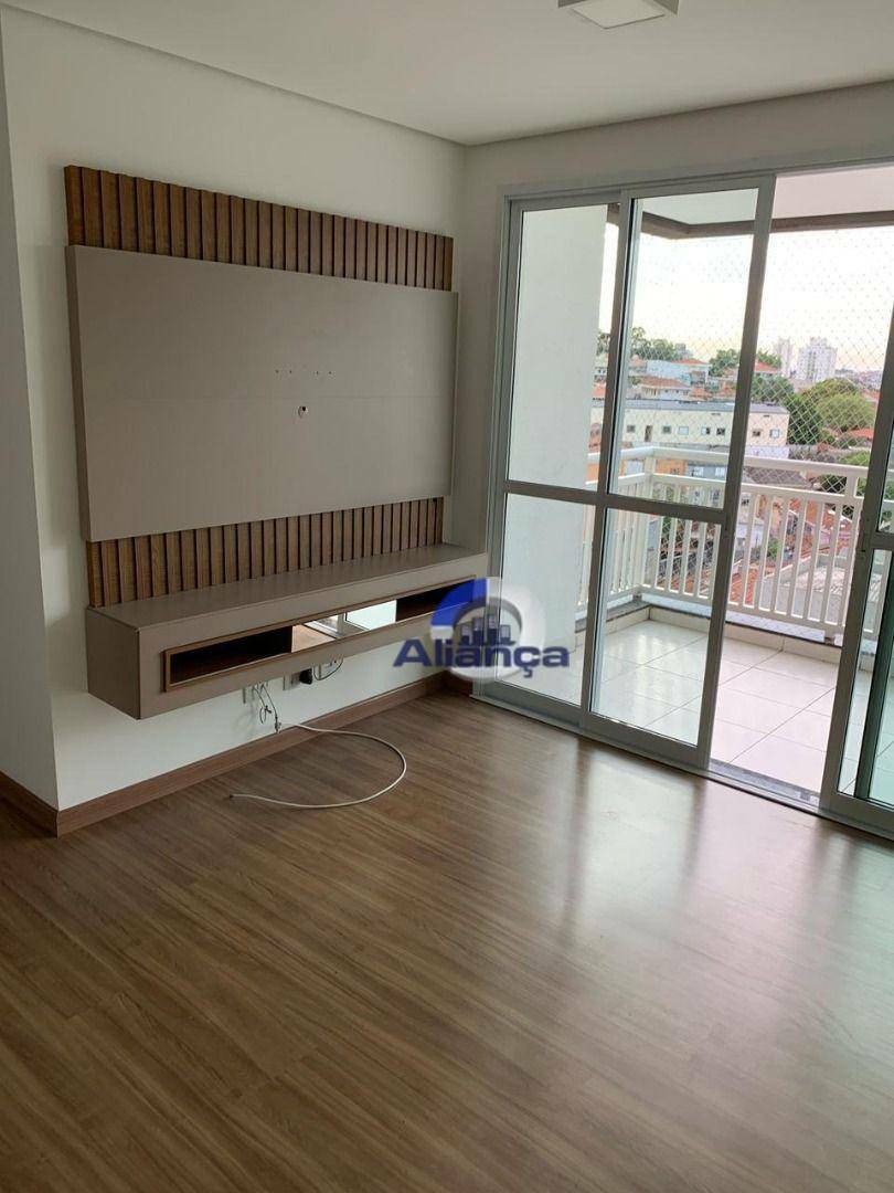 Apartamento para alugar com 3 quartos, 77m² - Foto 4