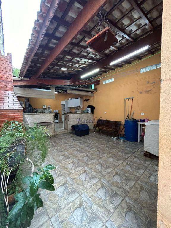 Casa à venda com 3 quartos, 82m² - Foto 16