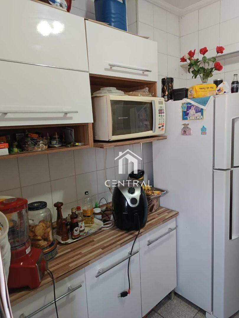 Apartamento à venda com 2 quartos, 68m² - Foto 10